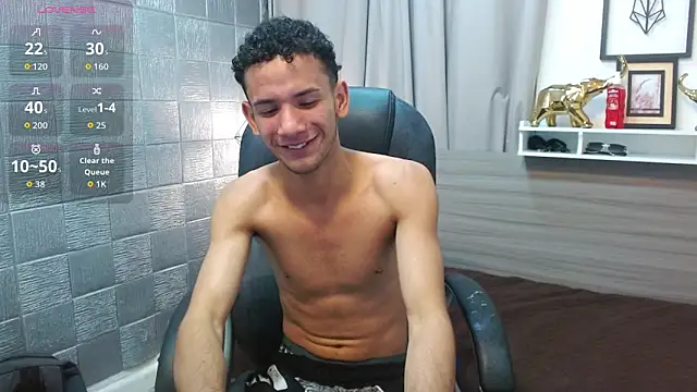 Snapshot of JDWhite18 chatting on February 28, 1:05 am JDWhite18 online show from February 28, 1:05 am