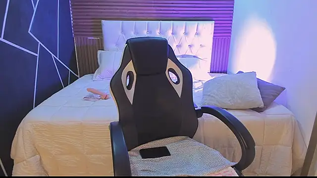 shaden  online show from March 5, 9:54 pm