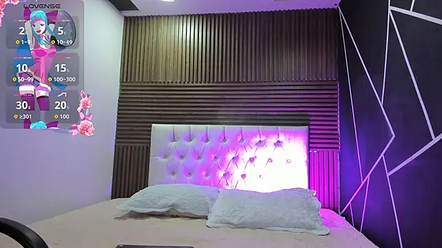 shaden  online show from March 27, 10:33 pm