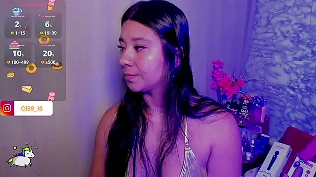 Snapshot of shaden_ chatting on June 10, 12:56 am shaden online show from June 10, 12:56 am