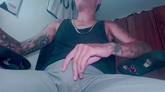 theskateboy online show from March 30, 6:48 am