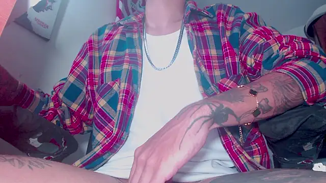 theskateboy online show from March 19, 8:03 am