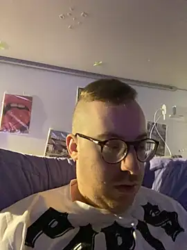io1Elian online show from May 20, 8:39 pm