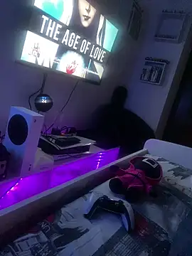 io1Elian online show from April 12, 3:26 pm