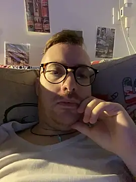 io1Elian online show from April 21, 9:21 pm