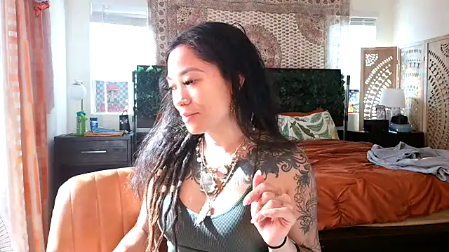 222goddess444you online show from February 13, 9:15 pm