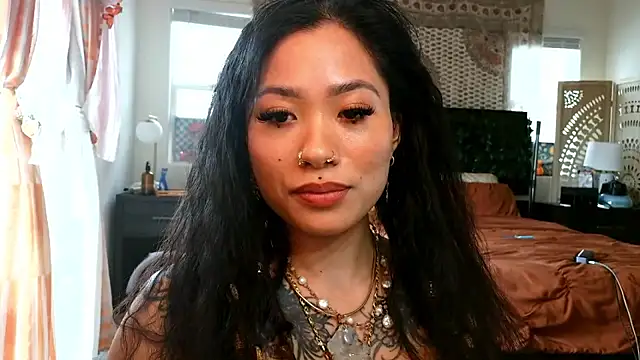 222goddess444you online show from February 19, 5:32 pm