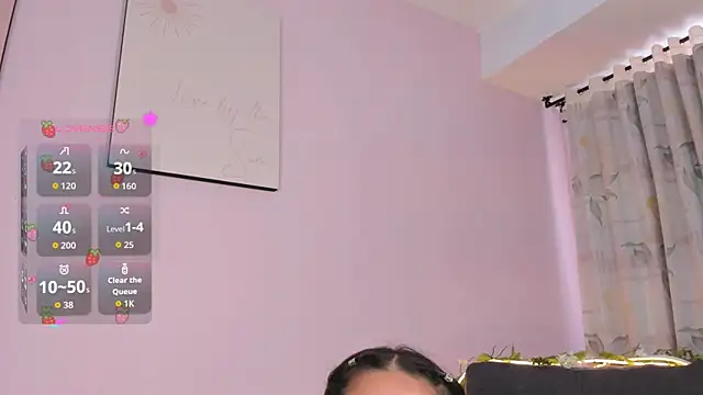 Snapshot of Sylvara_bx chatting on July 6, 3:03 pm Sylvara bx online show from July 6, 3:03 pm