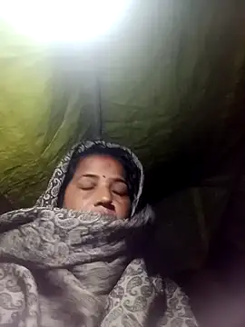 Snapshot of Manu_mehta chatting on February 5, 11:44 pm Manu mehta online show from February 5, 11:44 pm