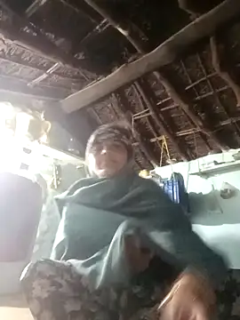 Snapshot of Manu_mehta chatting on February 7, 3:53 pm Manu mehta online show from February 7, 3:53 pm