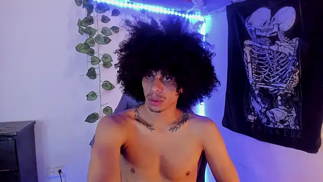 Snapshot of Aaron_Hopper chatting on February 25, 1:22 pm Aaron Hopper online show from February 25, 1:22 pm