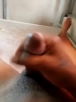 T0N112 online show from April 15, 7:07 pm