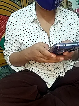 Snapshot of Rotna_begum chatting on February 14, 9:42 am Rotna begum online show from February 14, 9:42 am