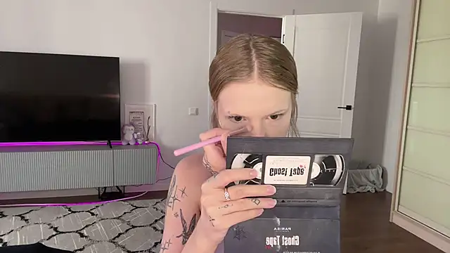 DannSago online show from February 19, 9:39 am