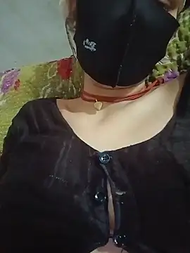 Snapshot of Meena_sakshi chatting on June 18, 11:48 am Meena sakshi online show from June 18, 11:48 am