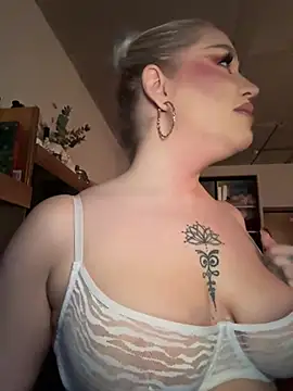 RollDollsi online show from February 23, 6:14 am