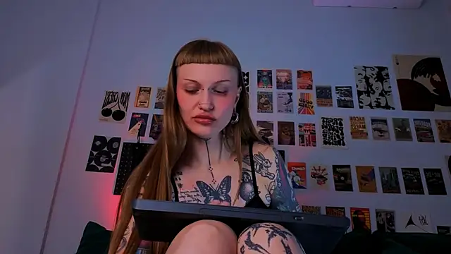 SugarSoot online show from April 11, 7:45 am