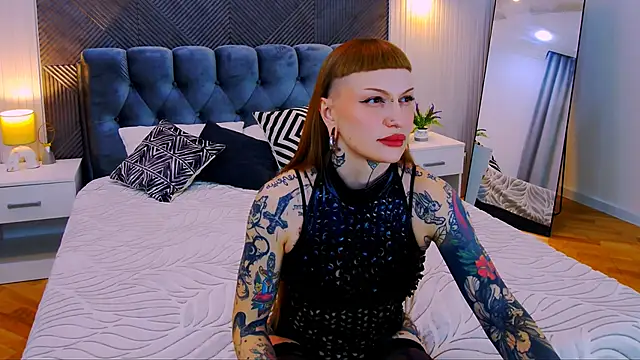 Snapshot of SugarSoot chatting on February 6, 5:25 am SugarSoot online show from February 6, 5:25 am