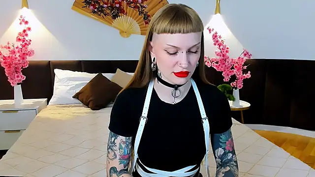 Snapshot of SugarSoot chatting on February 7, 5:26 am SugarSoot online show from February 7, 5:26 am