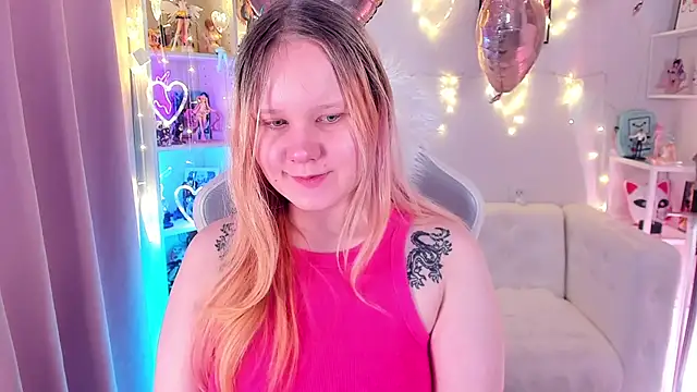 AnnieVibe online show from February 11, 5:35 pm