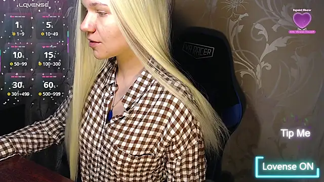 Snapshot of Shiny_Victoria chatting on February 19, 9:17 am Shiny Victoria online show from February 19, 9:17 am