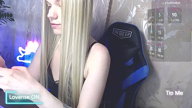 Shiny Victoria online show from May 17, 7:30 am