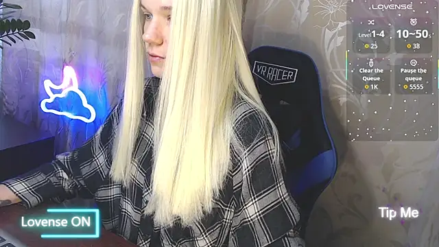 Shiny Victoria online show from April 2, 9:27 am