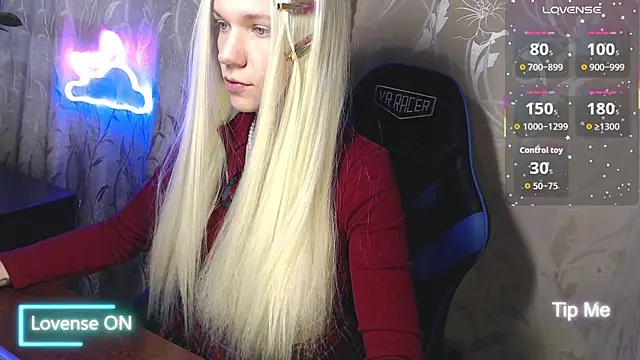 Shiny Victoria online show from March 19, 8:58 am