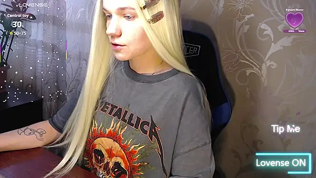 Snapshot of Shiny_Victoria chatting on February 21, 9:00 am Shiny Victoria online show from February 21, 9:00 am