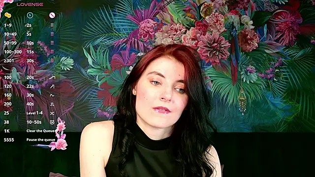 NicoleLuxe online show from May 19, 7:21 pm