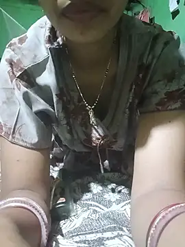 Royal hotti0011 online show from May 29, 3:51 pm