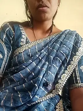 Snapshot of Royal_hotti0011 chatting on February 21, 9:33 am Royal hotti0011 online show from February 21, 9:33 am