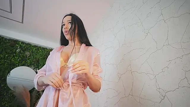 KimmBlaze online show from April 7, 4:03 am