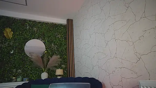 KimmBlaze online show from April 4, 4:08 am