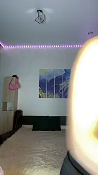 Lissy Liss online show from April 13, 6:23 pm