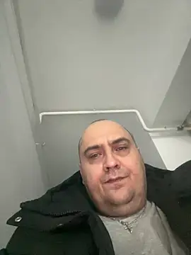 vitalik66679 online show from February 7, 8:39 pm