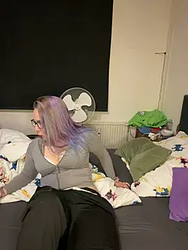 Red desteny online show from March 2, 6:15 pm