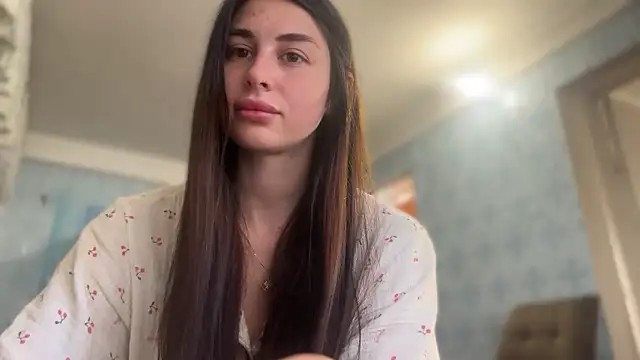 LiluMartiznir online show from May 15, 5:38 am