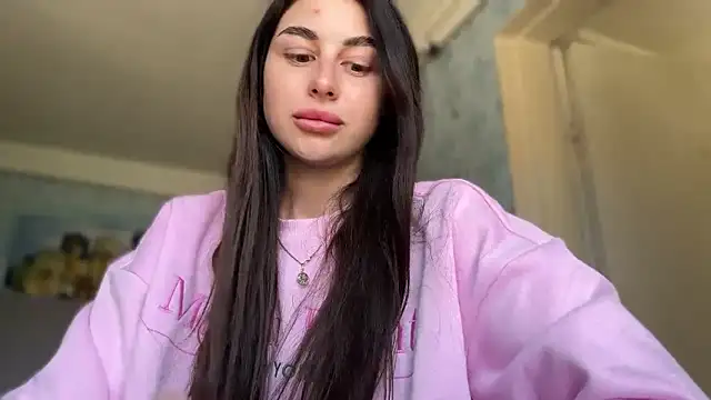 LiluMartiznir online show from April 15, 10:32 am