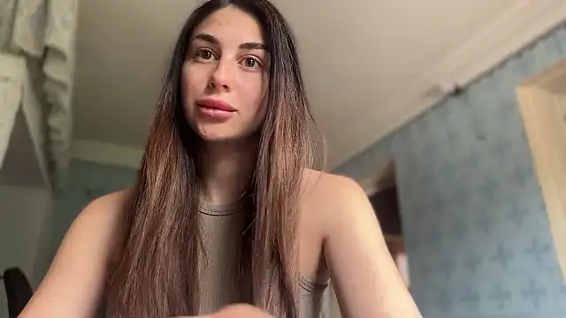 LiluMartiznir online show from May 8, 11:03 am