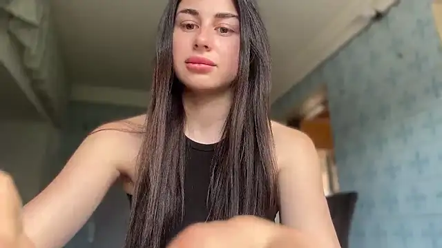 LiluMartiznir online show from May 25, 11:09 am