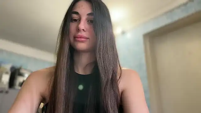 LiluMartiznir online show from May 13, 5:58 am