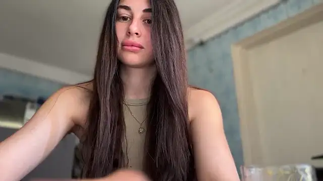 LiluMartiznir online show from June 10, 6:47 am