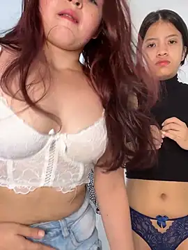 Vilu and Xuxi  online show from February 21, 6:54 pm