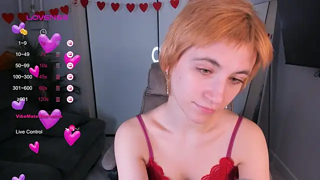 AutumnWhisper online show from March 10, 9:41 pm