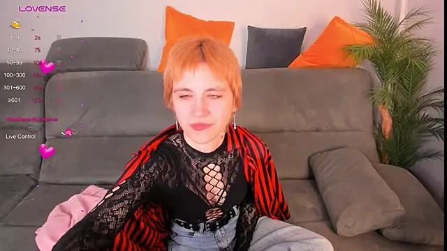 AutumnWhisper online show from March 2, 8:38 pm