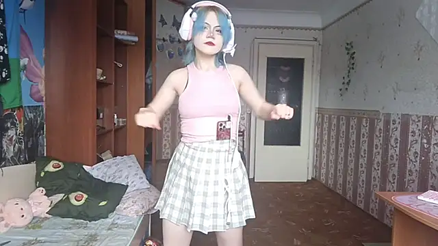 KathernSaulters online show from February 17, 6:22 am