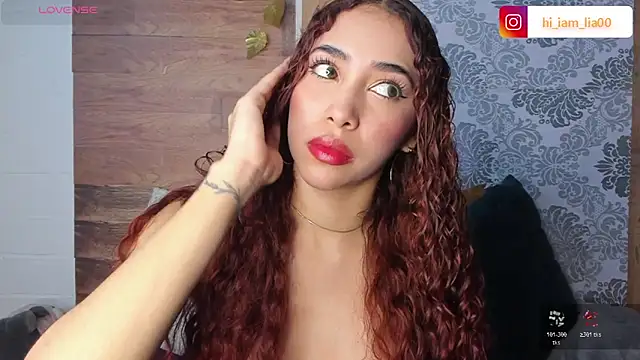 LiaHansson00 online show from March 19, 4:29 pm