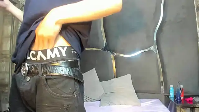SaxxybunnyAndJayzzy online show from March 25, 10:41 pm