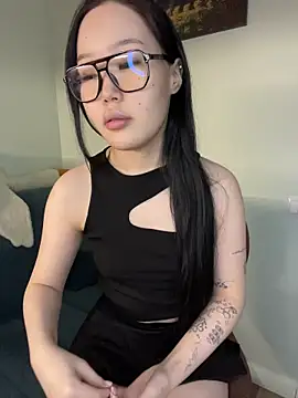 Snapshot of Peony_kiss chatting on February 18, 8:00 am Peony kiss online show from February 18, 8:00 am